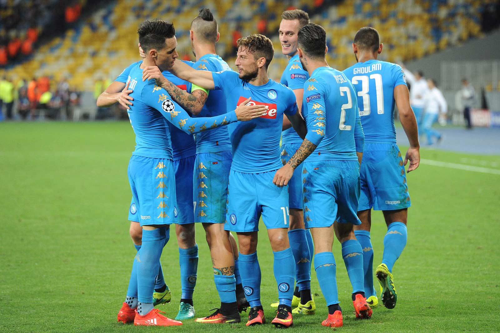 01h45 ngày 17/08, Napoli vs Nice: Người Italia 'phá dớp'?