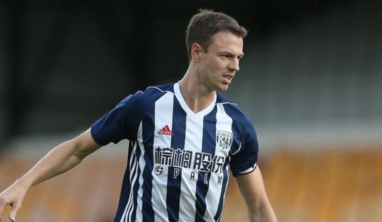 Sau 2 năm, Jonny Evans có thể trở thành kình địch của M.U