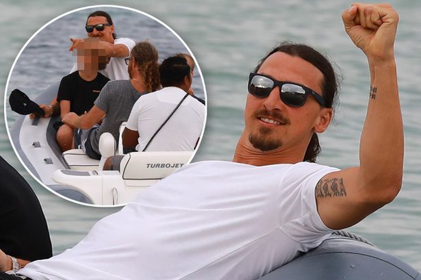 Ảnh bài viết Ibrahimovic tranh thủ du hí, chờ tái hợp M.U