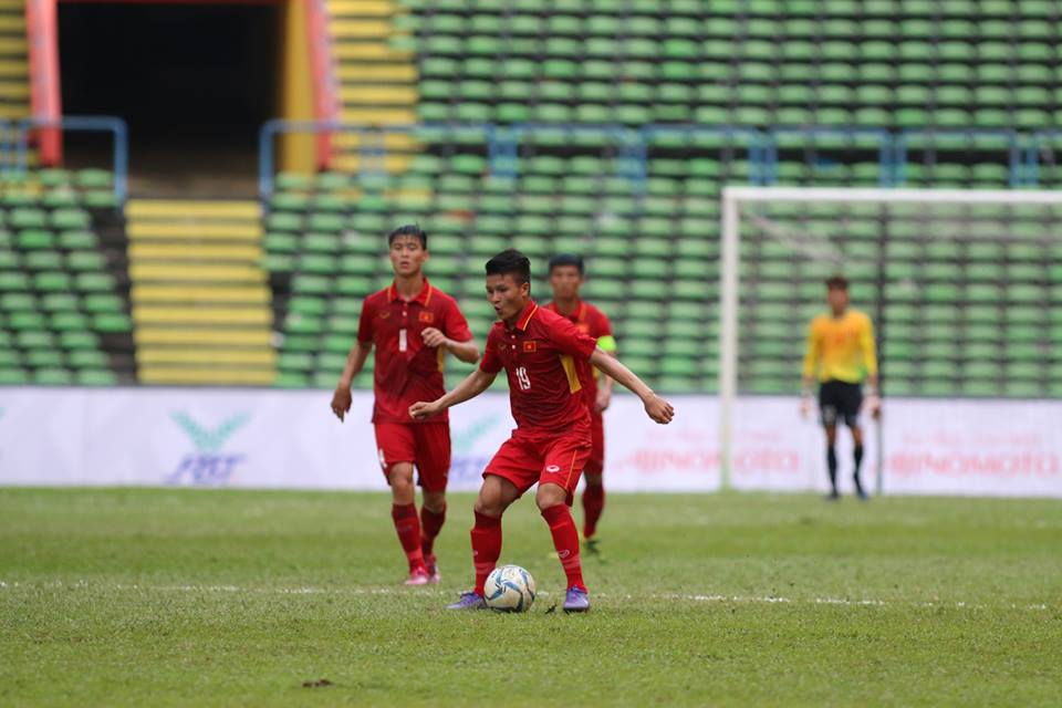 TRỰC TIẾP U22 Việt Nam 4-1 U22 Campuchia: U22 Việt Nam dính phạt đền (Hiệp 2)