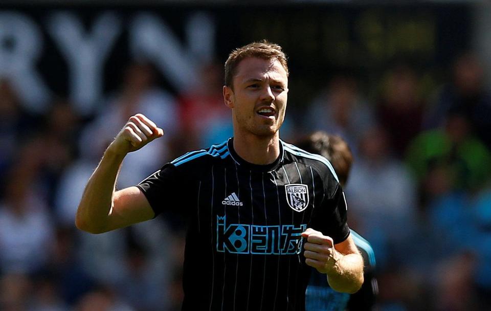 Điểm tin chiều 19/08: Thành Milan cùng đón tân binh; Pep nói về vụ Jonny Evans