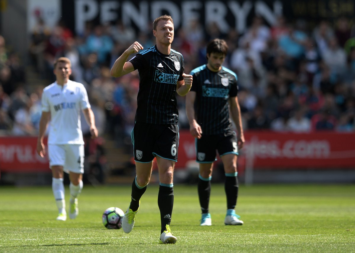 PHÂN TÍCH chuyển nhượng: Vì sao Man City muốn Jonny Evans?