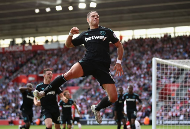 Ảnh bài viết Southampton 3-2 West Ham: Chicharito không cứu nổi "Búa tạ"