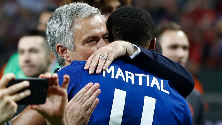 Ảnh bài viết Xong! Mourinho CHỐT tương lai Martial