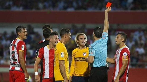 Lăng mạ trọng tài, Griezmann có nguy cơ nhận án phạt nặng