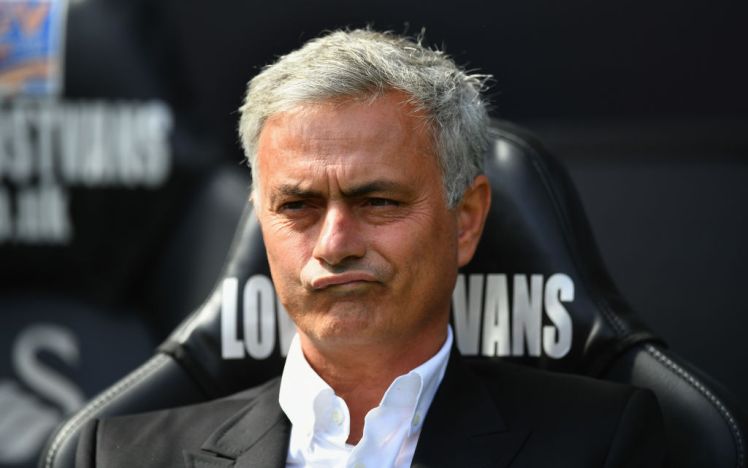Ảnh bài viết Mourinho gửi thông điệp đến cầu thủ Man Utd sau thắng lợi 