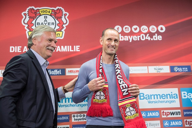 Bundesliga 2017/18: Những HLV trẻ người mà không non dạ