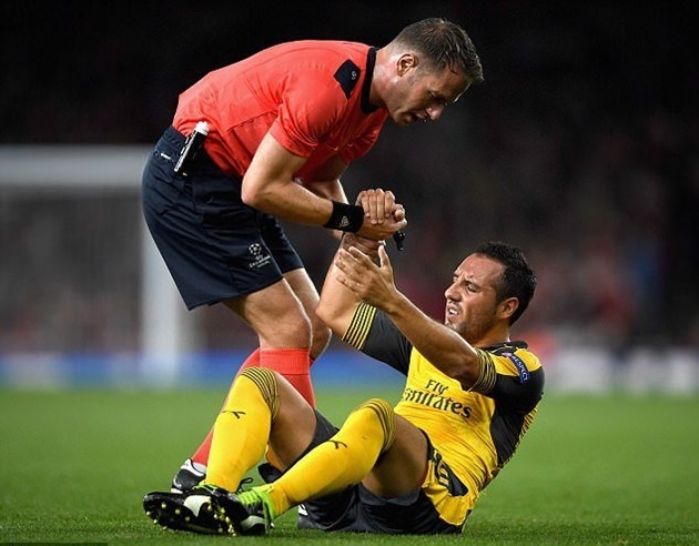 Ảnh bài viết Cazorla tập bài lạ, CĐV Arsenal háo hức