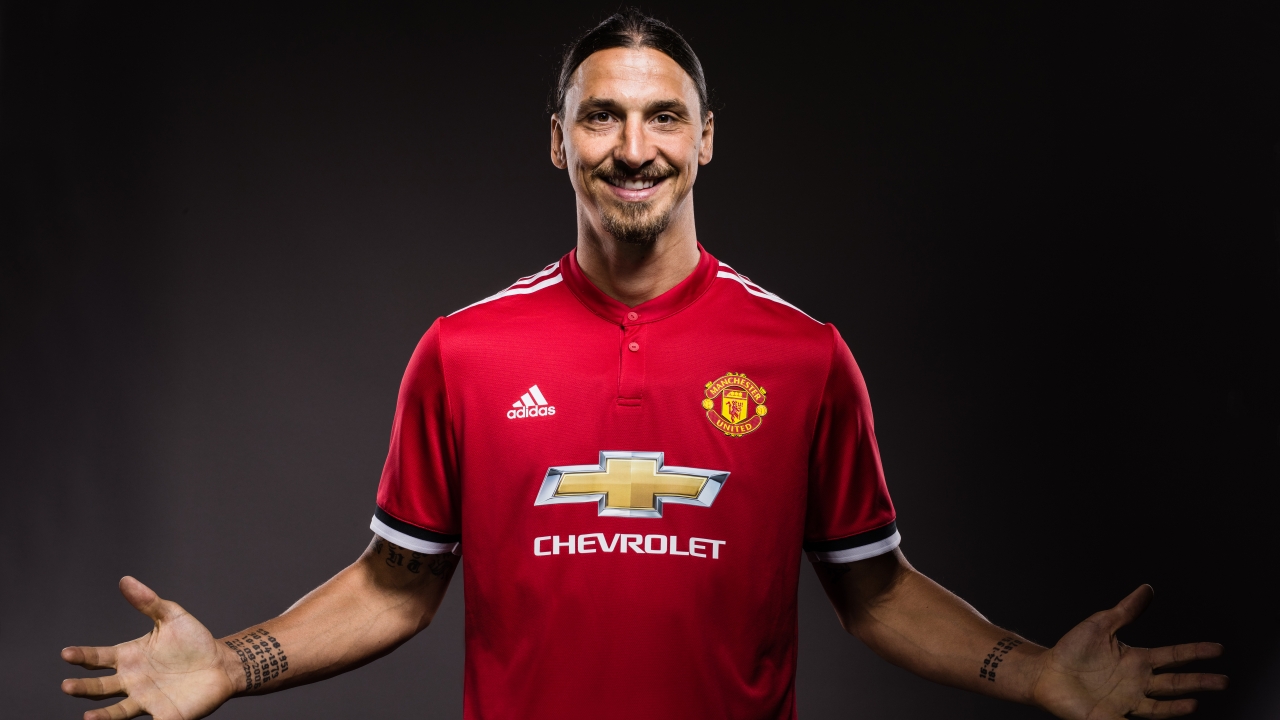Ảnh bài viết CHÍNH THỨC: Ibrahimovic trở lại M.U, mang áo số 10