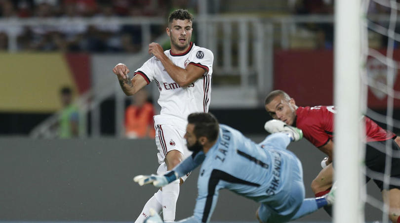 Lượt về Play-off Europa League: Everton, Milan thẳng tiến; Ajax, Fenerbahce dừng cuộc chơi