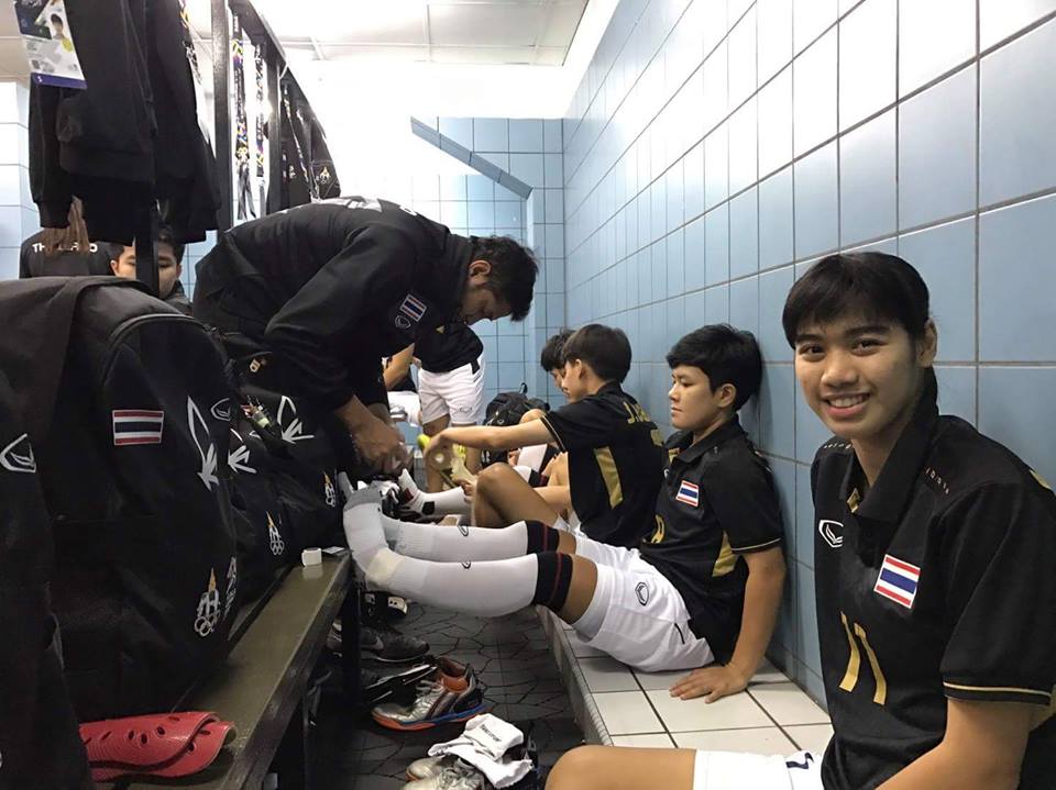 Ảnh bài viết Tuyển Futsal Thái phải dùng toilet làm phòng thay đồ