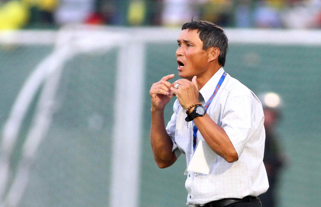 Ảnh bài viết HLV Mai Đức Chung: "Chúng tôi sẽ nỗ lực để lấy lại hình ảnh cho bóng đá Việt Nam"