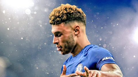 Ảnh bài viết Chamberlain từ lâu đã là... fan 'cứng' của Chelsea?