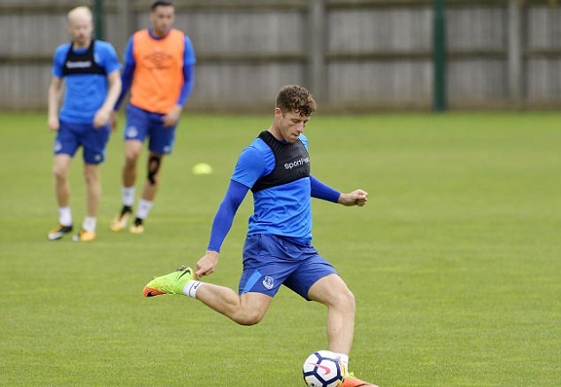 Ảnh bài viết Chelsea nối lại đàm phán hỏi mua Ross Barkley