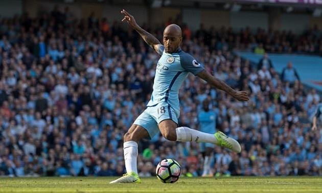 Ảnh bài viết Stoke City hỏi mua "người thừa" của Man xanh