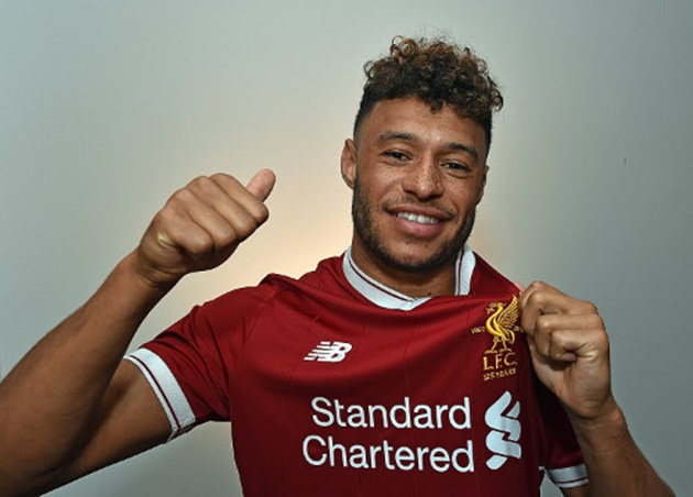 Ảnh bài viết Chamberlain rạng rỡ trong ngày ra mắt Liverpool