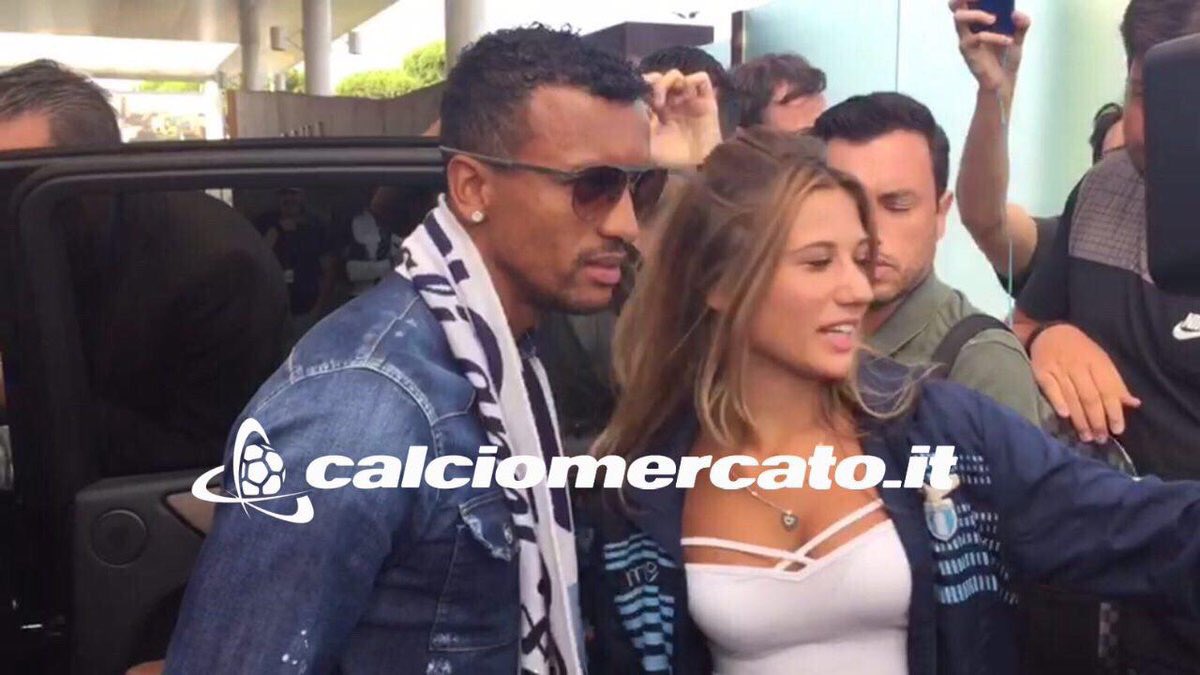 Nani đến Italia kiểm tra y tế, sắp cập bến Serie A