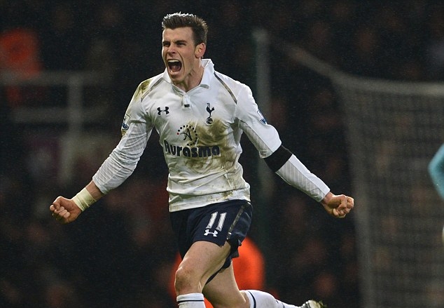 Góc siêu phẩm: Gareth Bale khiến West Ham 'đứng hình'