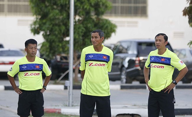 Ảnh bài viết Ông Hải “lơ”: “Đấu Campuchia, HLV Mai Đức Chung hãy cứ dùng Công Phượng”