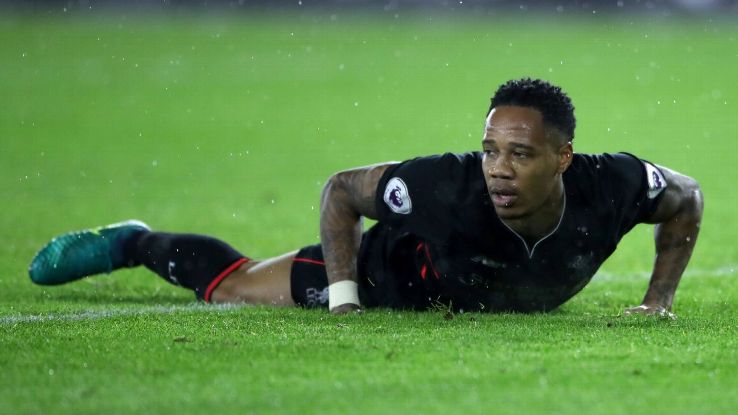 Jurgen Klopp báo tin dữ đến fan Liverpool