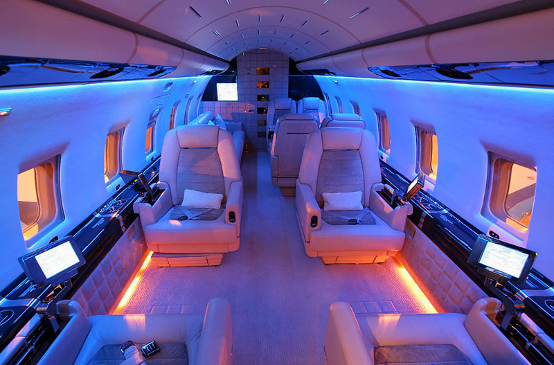 Ảnh bài viết Man City, Liverpool và Chelsea lại góp tiền thuê máy bay