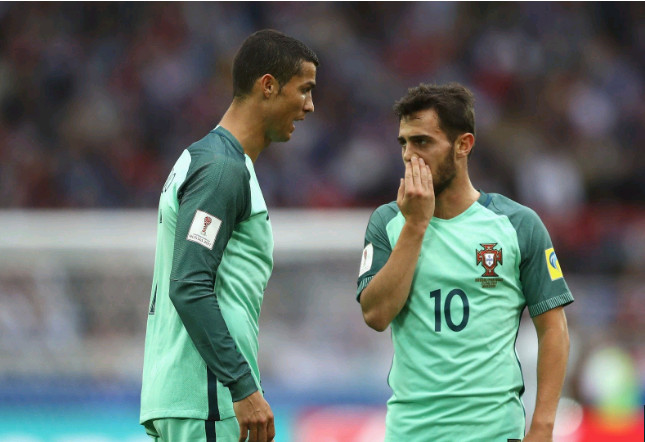 TIẾT LỘ: Chính Ronaldo khuyên Benardo Silva đến Man City