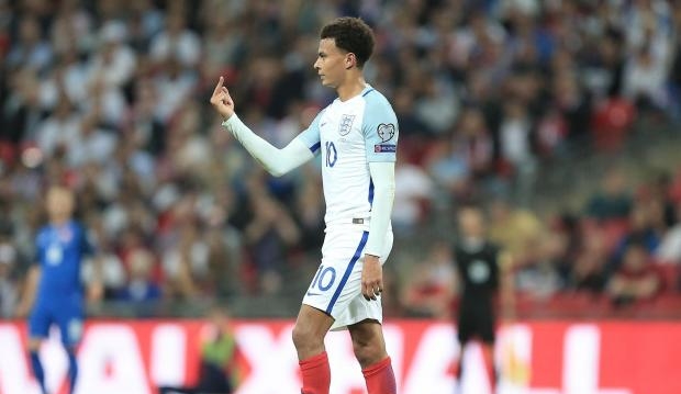 Tuyển Anh thở phào sau vụ ‘ngón tay thối’ của Dele Alli