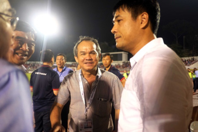 Ảnh bài viết Bầu Đức: HLV nội không đủ dũng cảm dẫn dắt ĐT Việt Nam