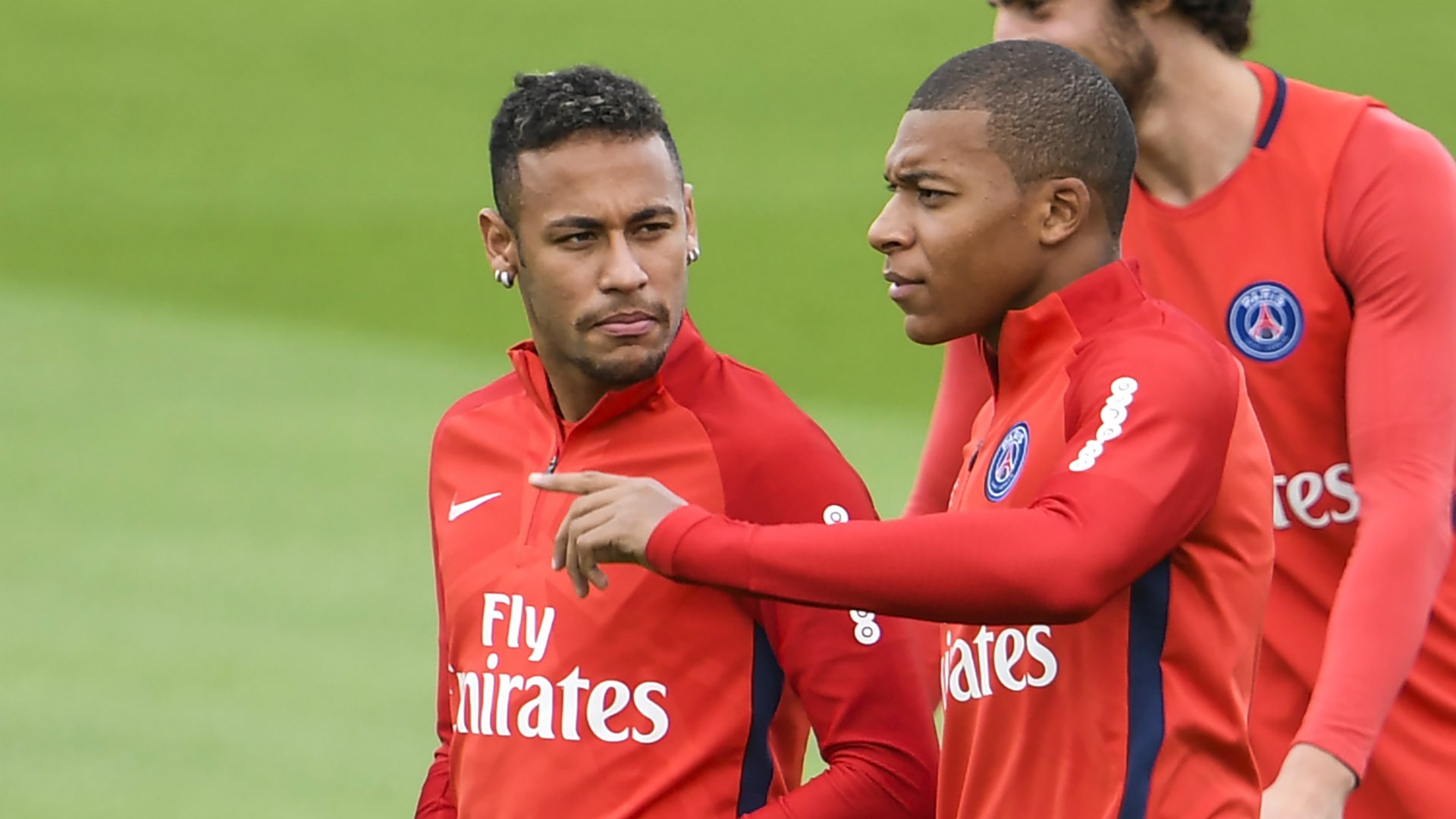 Mbappe sẽ giúp Neymar đoạt Bóng vàng
