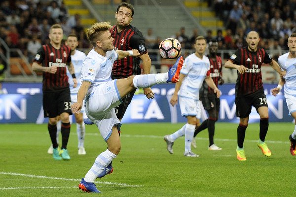 Góc HLV Phan Thanh Hùng: Barca thắng dễ, Napoli và AS Roma thách thức Juventus