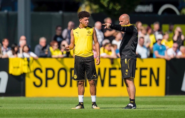 Ảnh bài viết Thần đồng Anh quốc hớn hở trong buổi tập cùng Dortmund