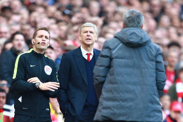 Ảnh bài viết Cảm thông cho CĐV Arsenal, Mourinho không hiểu sao Wenger vẫn chưa đi