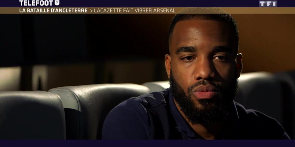 Ảnh bài viết Lacazette: Giroud không phàn nàn khi dự bị cho tôi