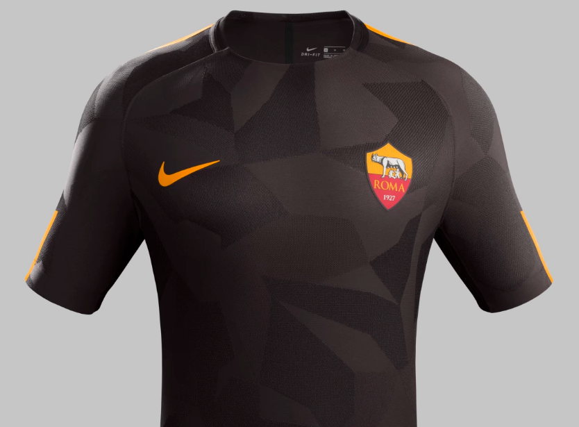 Trước ngày chiến Champions League, Roma trình làng 'hàng nóng'