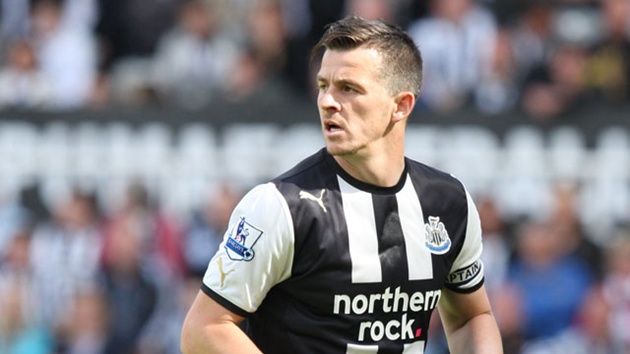 Ảnh bài viết Joey Barton: Tôi không tin Arsenal sẽ có mặt trong top 4