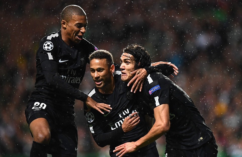 Bộ ba 'nguyên tử' tỏa sáng, PSG để lại ác mộng cho nhà vô địch Scotland