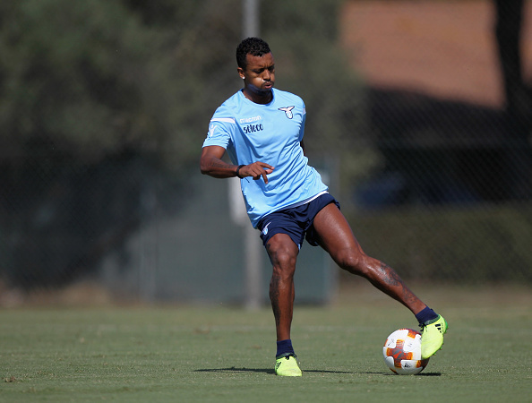 Ảnh bài viết Nani 'quẩy' cực sung trên sân tập Lazio