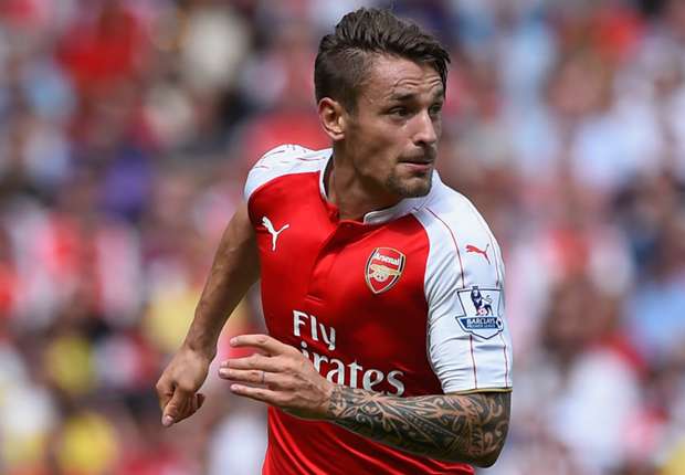 Còn ai nhớ đến Mathieu Debuchy?