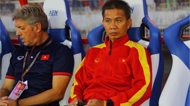 U18 Việt Nam hay mà không hên: U19 của bầu Đức lại phải "nhất"!