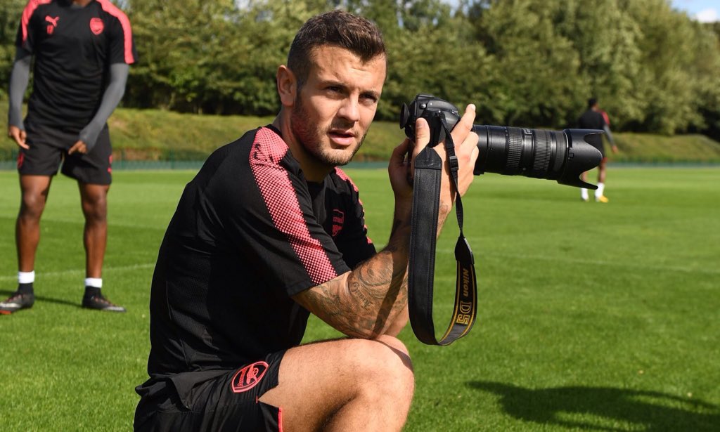 Wilshere vẫn còn được Wenger "cưng chiều"