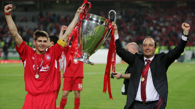 Ảnh bài viết CĐV Liverpool đồng loạt gửi thư 'cầu cứu' Benitez