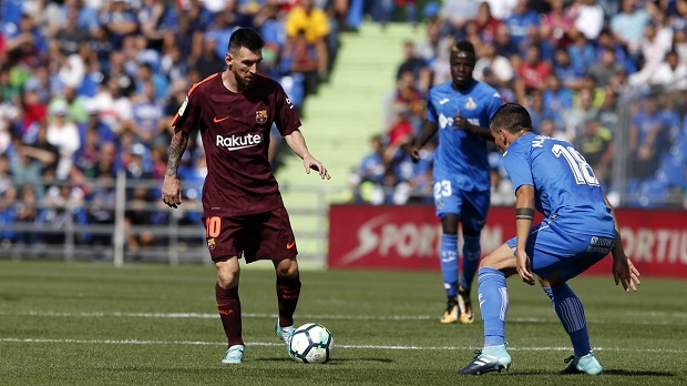 Ảnh bài viết Chỉ 4 trận đấu, Messi san bằng thành tích của Ronaldo trong cả mùa giải