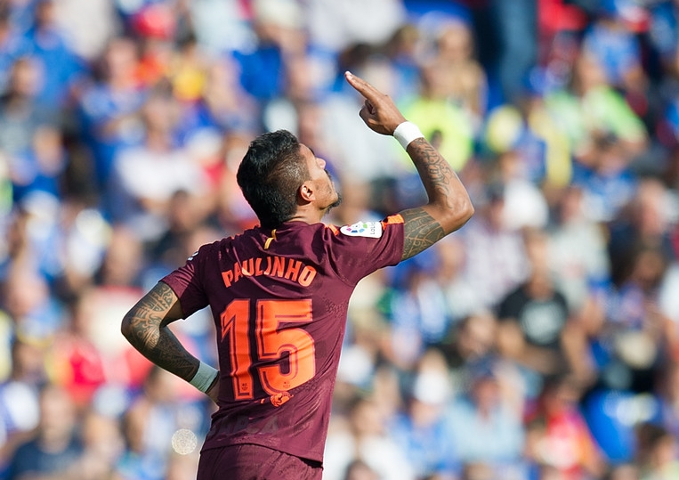 Paulinho, anh đến Barcelona từ phương nào?