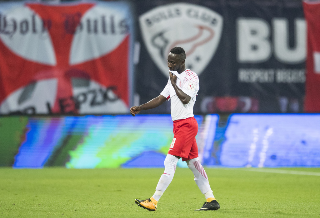 RB Leipzig 2-2 Monchengladbach: Rượt đuổi kịch tính, Keita dính thẻ đỏ
