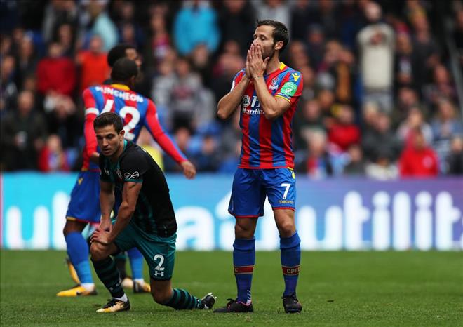 Crystal Palace thiết lập kỷ lục tệ hại chưa từng thấy ở Premier League