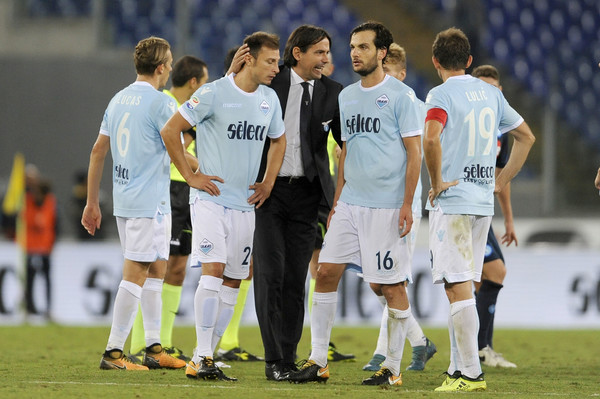 Lazio: Bi kịch của 'kẻ ít tiền'