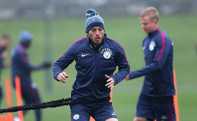 Ảnh bài viết Man City lao vào tập luyện, chờ hủy diệt Crystal Palace