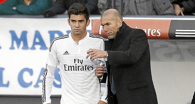 Chiêm ngưỡng tài năng của Enzo, con trai Zinedine Zidane