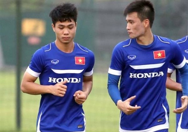 Ảnh bài viết Điểm tin bóng đá Việt Nam tối 23/09: Công Phượng ca ngợi đàn anh Công Vinh