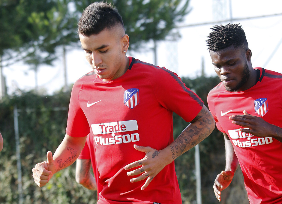 Hạ đẹp Sevilla, dàn sao Atletico nghiêm túc tập luyện chờ ngày đấu Chelsea